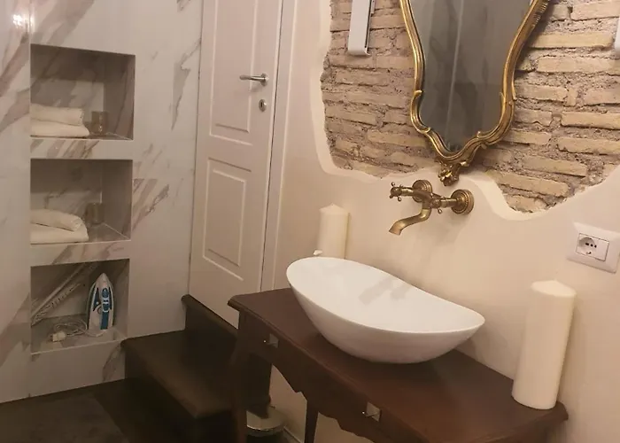 Town House Apartment