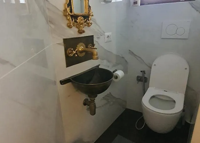Town House Apartment